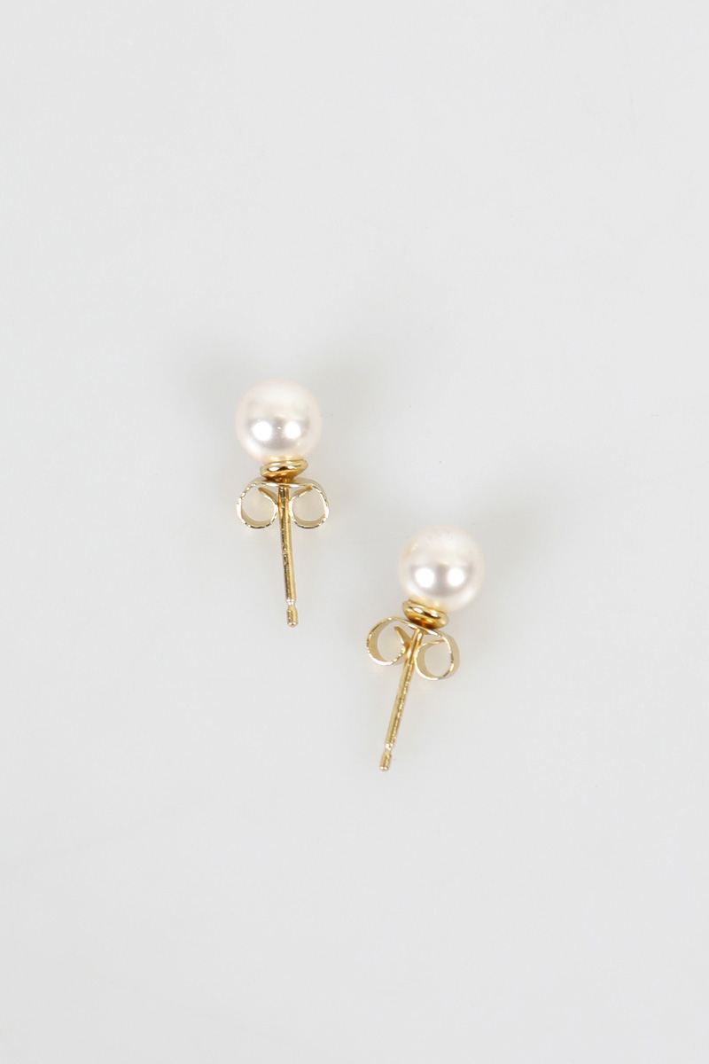 6mm swarovski pearl earring