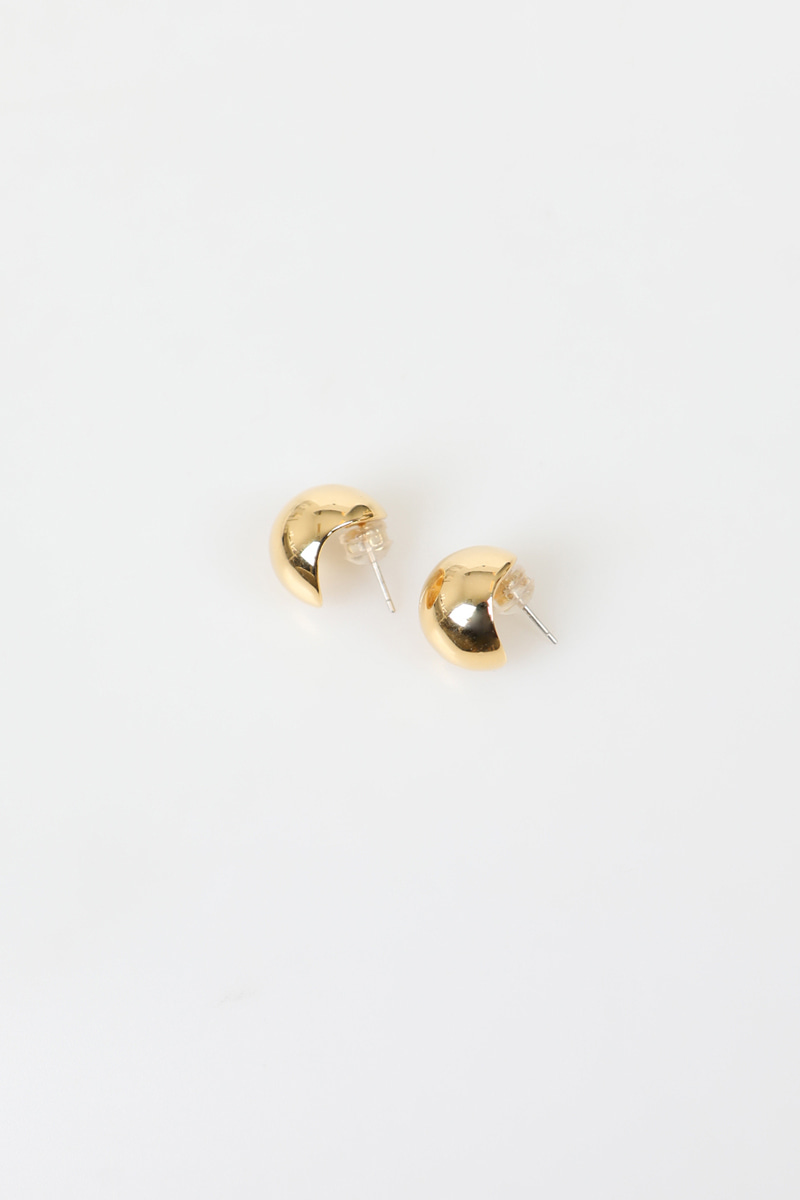 [DGSAC05] Gold ball earrings